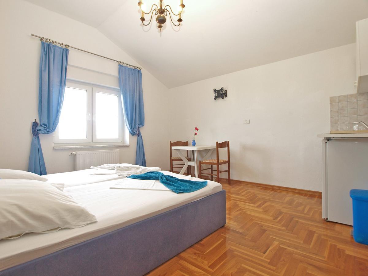 Apartments Anto 1598 Fažana Exterior foto