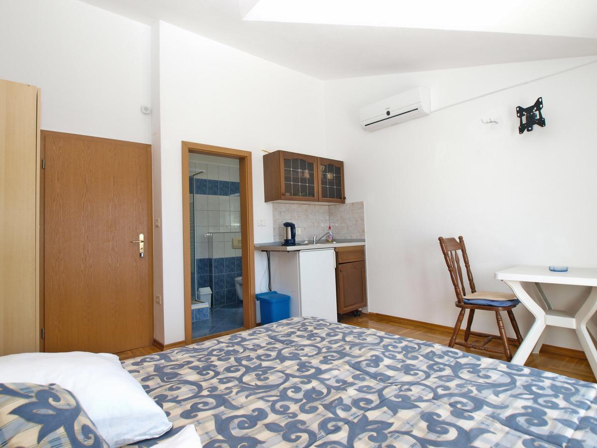 Apartments Anto 1598 Fažana Exterior foto